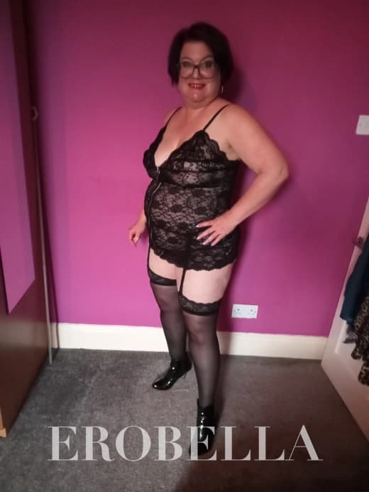 ✨ Meet Ruby 💖 Curvy, Confident & Easygoing independent escort in arnold uk