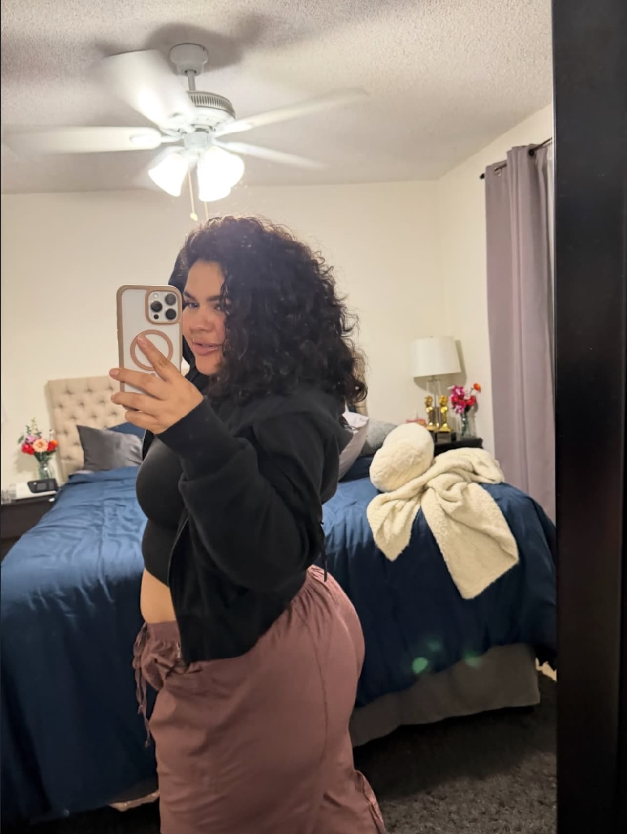 My offering include classic intimacy playful domination and a romantic touch escort in manchester profile photo