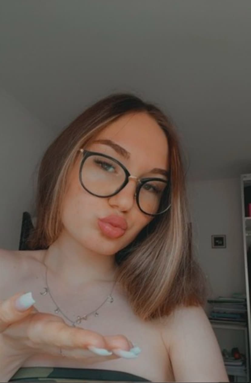 Hit me up for hookup services and massage.. independent escort in liverpool uk