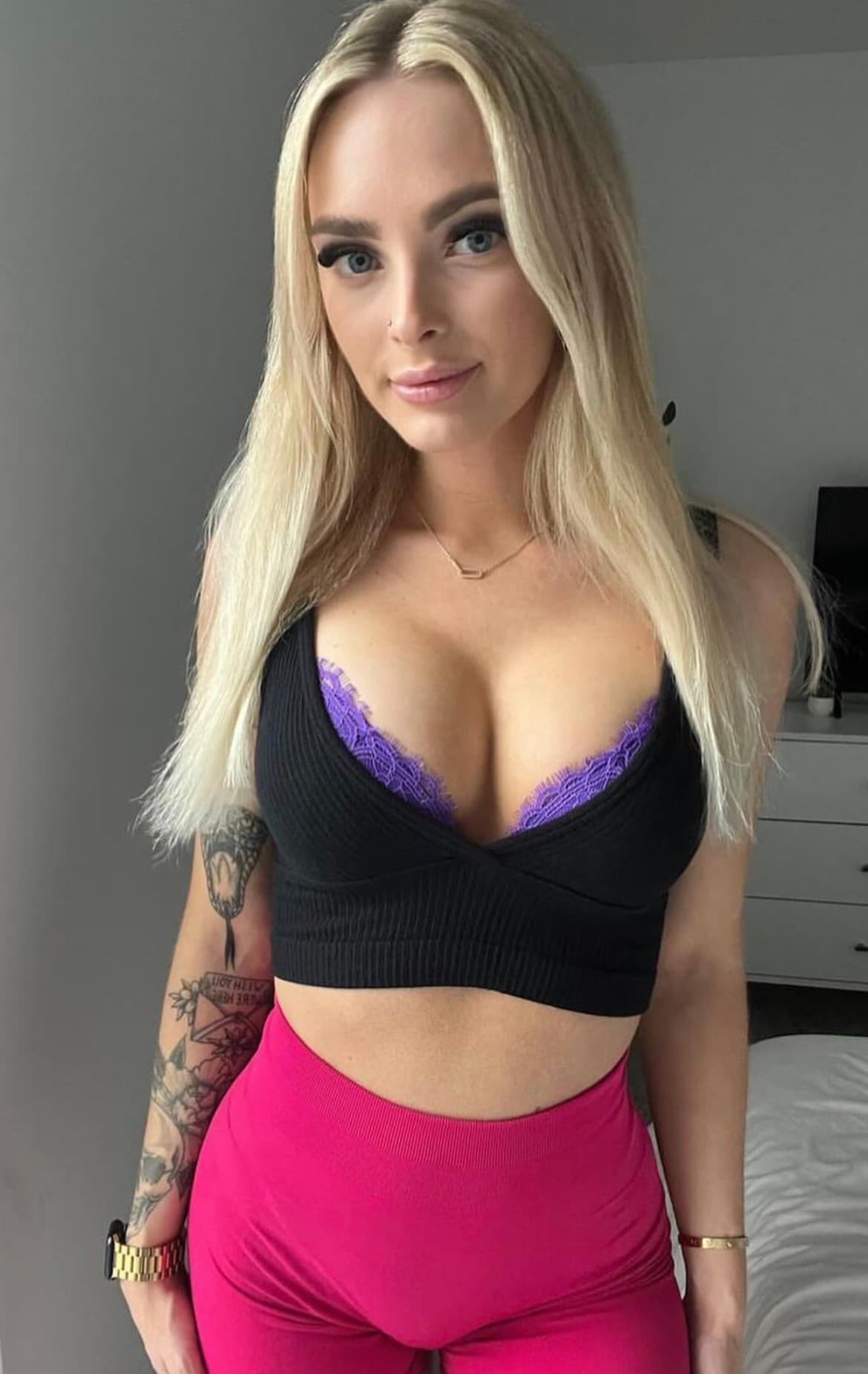 Caerphilly independent escort in caerphilly uk