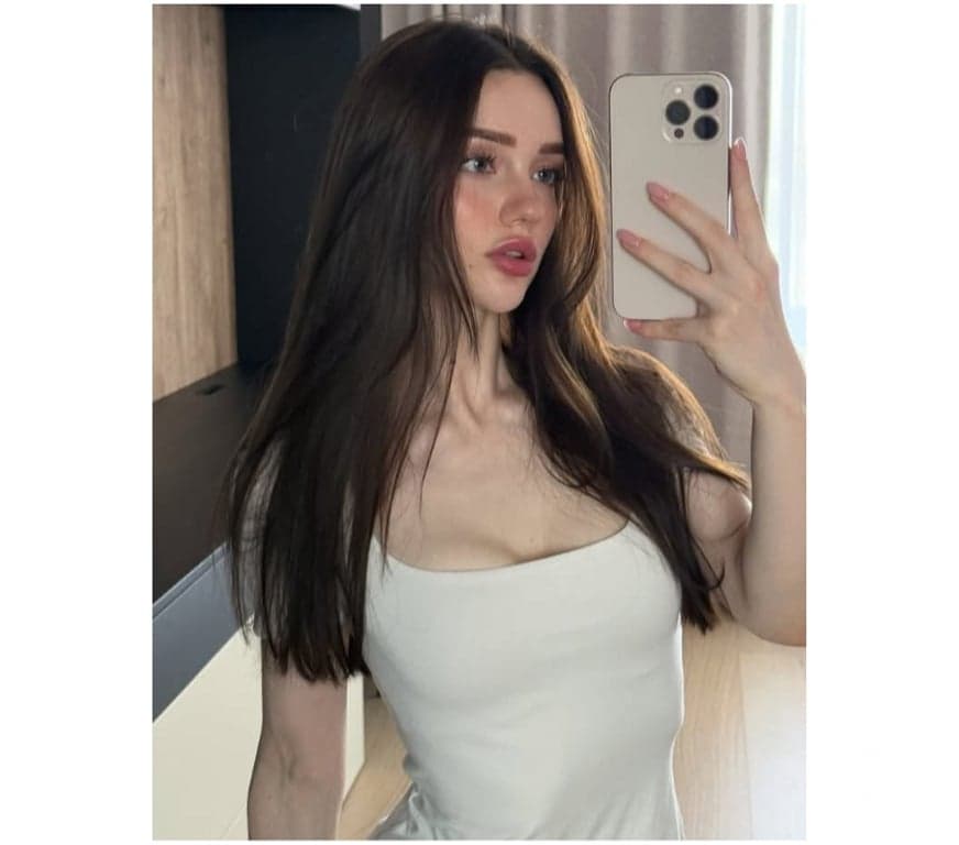 Luna independent escort in bangor uk