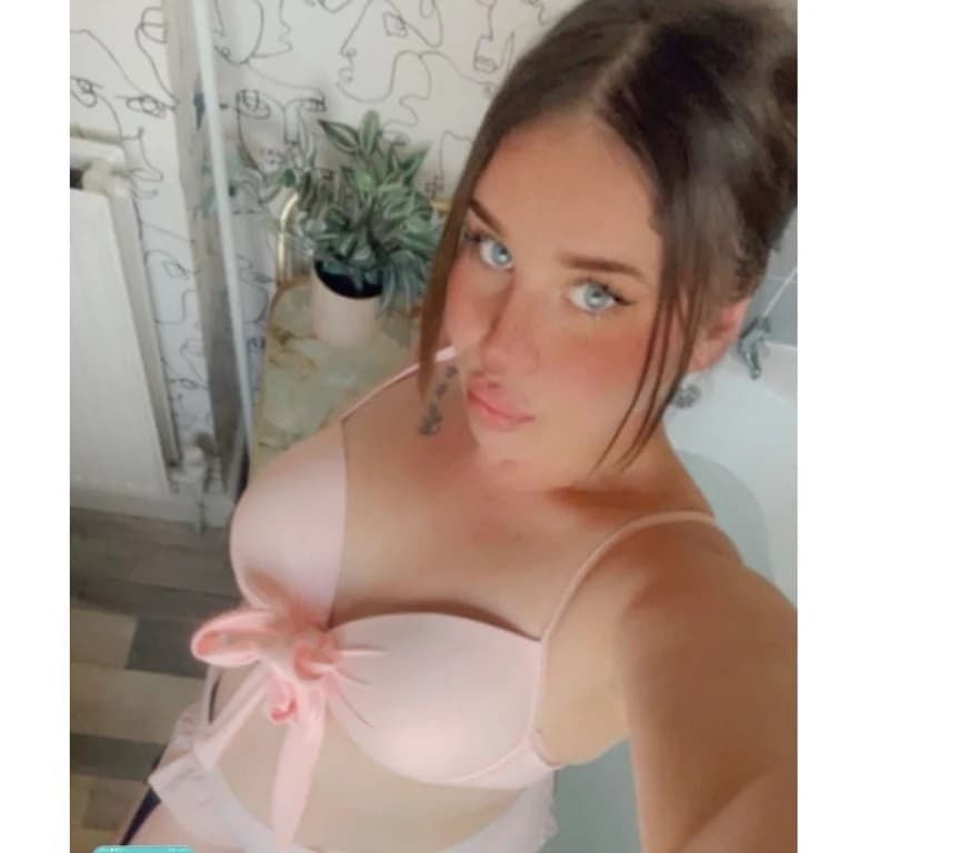 💋 TULULLAH ❤️ YOUR FAVORITE COMPANION independent escort in basildon uk