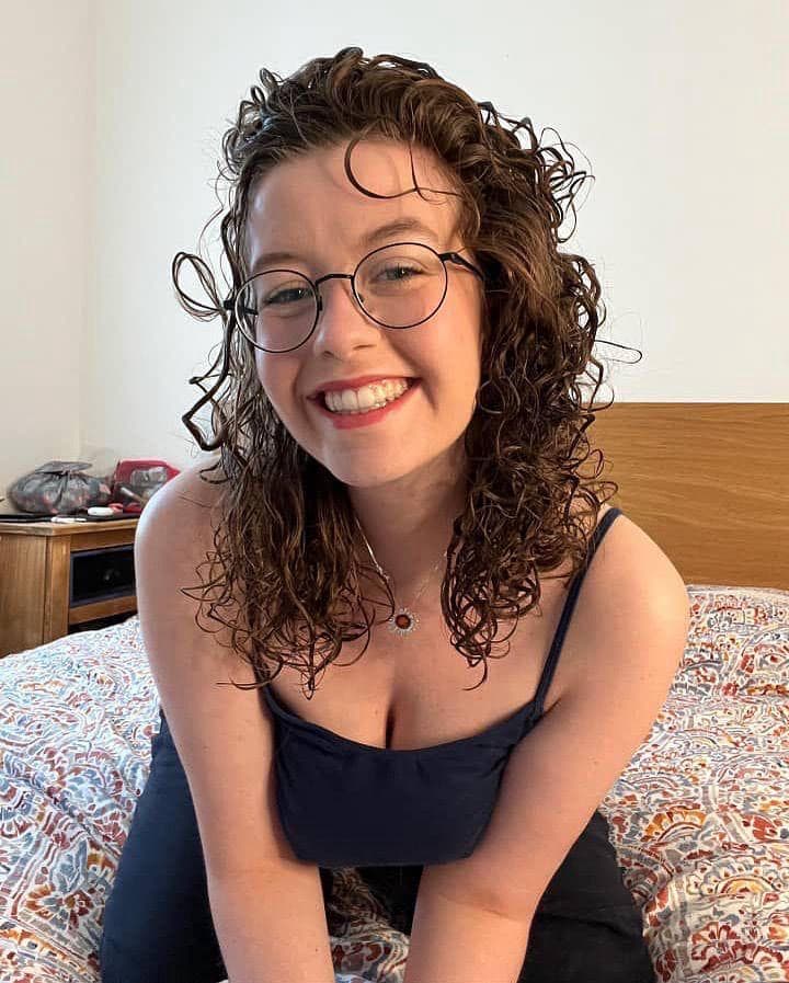 Am available for incall and outcall independent escort in coatbridge uk