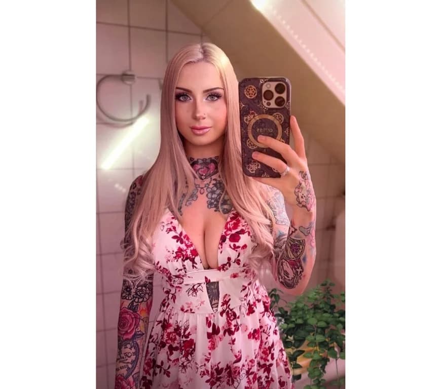 🔥 SOPHIE ✅ Gorgeous Swiss Party Girl 💃
