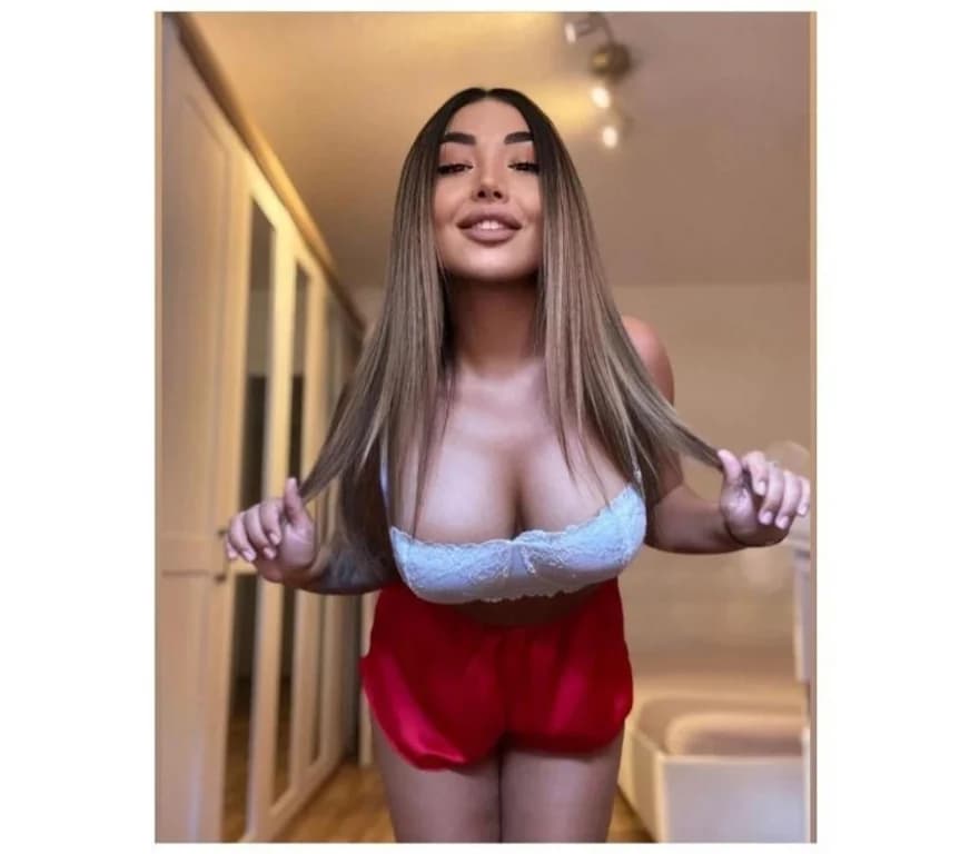🍒 Isabela Petit 💋 Fresh, Natural & Stunning ✨