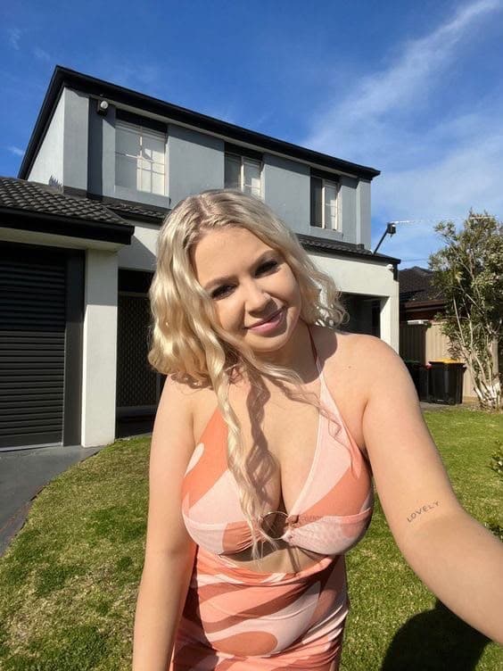 RILEY independent escort in ayr uk