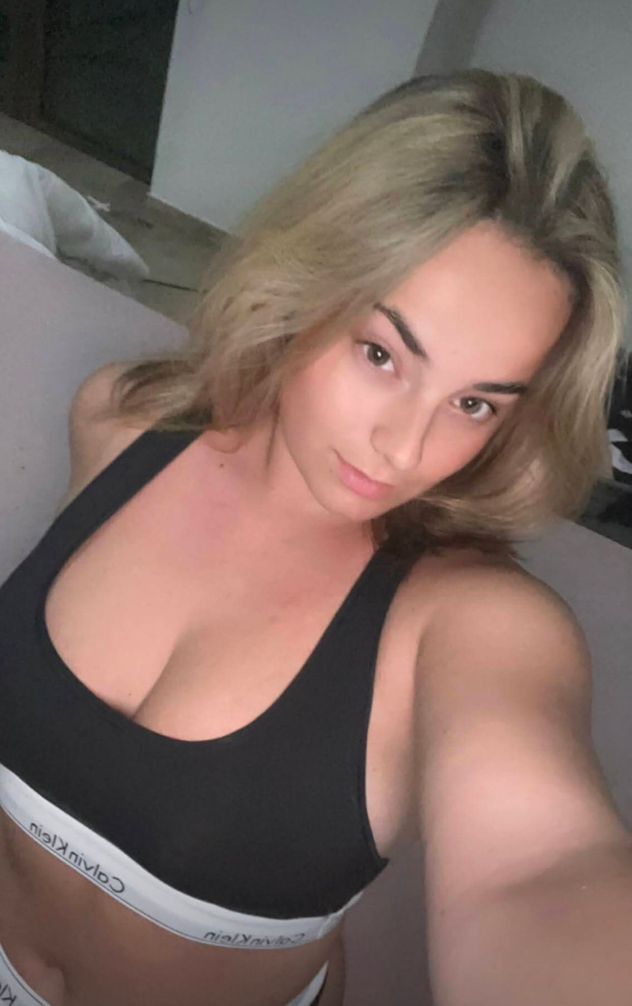Telegram@emme2658-💋 Where Confidence Meets Charm independent escort in croydon uk