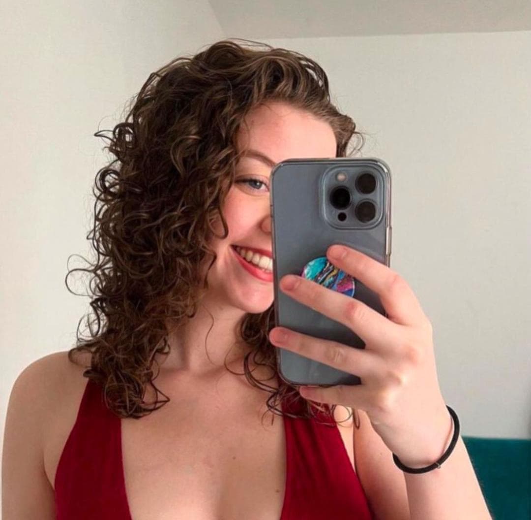 Am available for incall and outcall independent escort in dewsbury uk