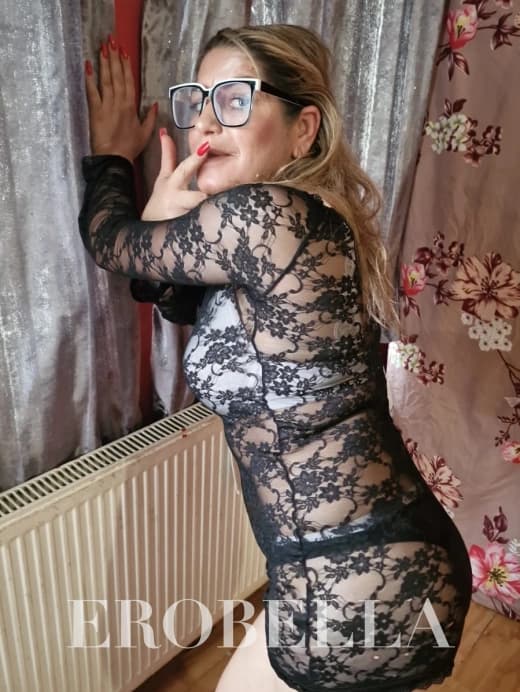 🎉 Melissa – Vibrant, Charming & Full of Energy ✨
