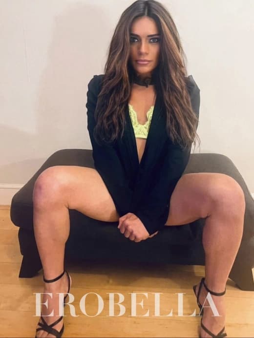 Refined Beauty with Llana's Timeless Elegance independent escort in henley-on-thames uk