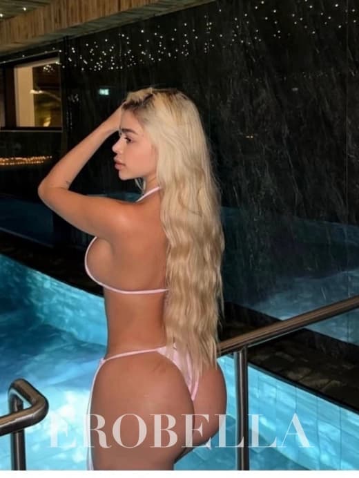 🌸 Meet the Charming Blonde Latina ❤️ Fresh in Town independent escort in hamilton uk