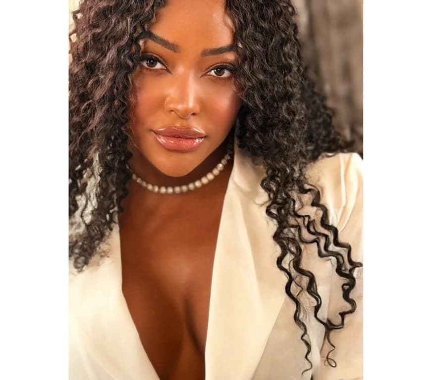 🌸 Premium Party – Slow, Sensual, No Rush 🌸
