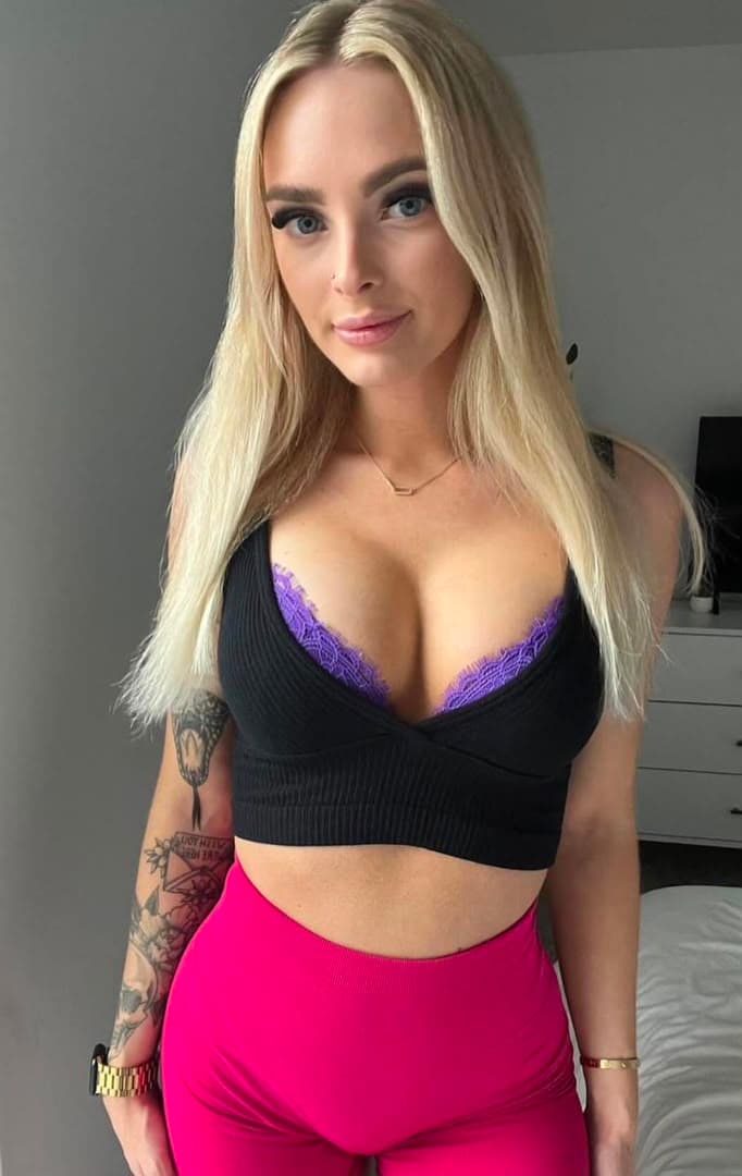 Rugby I'm available for meetup independent escort in rugby uk
