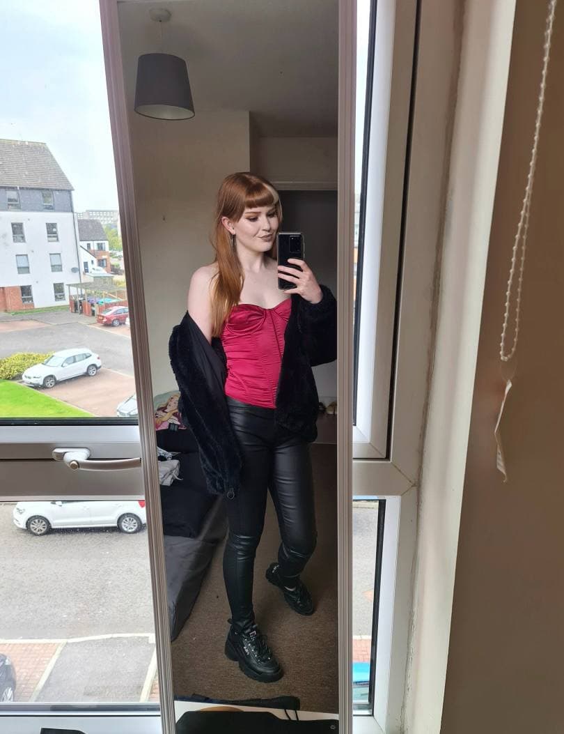 Barking I'm available for the best and naughty outcall, Incall or car meet services independent escort in barking uk