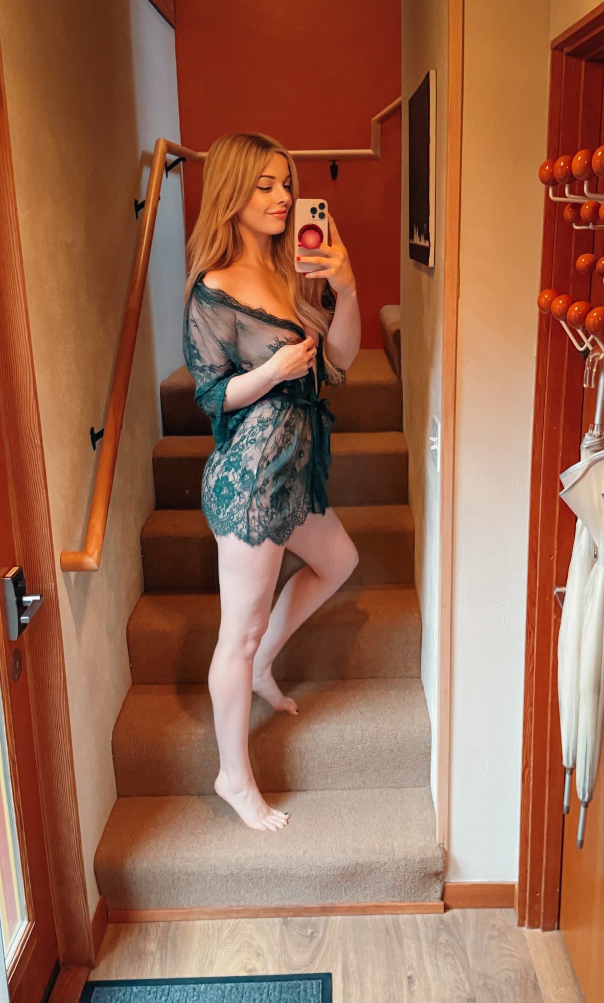 Lucy independent escort in birmingham uk