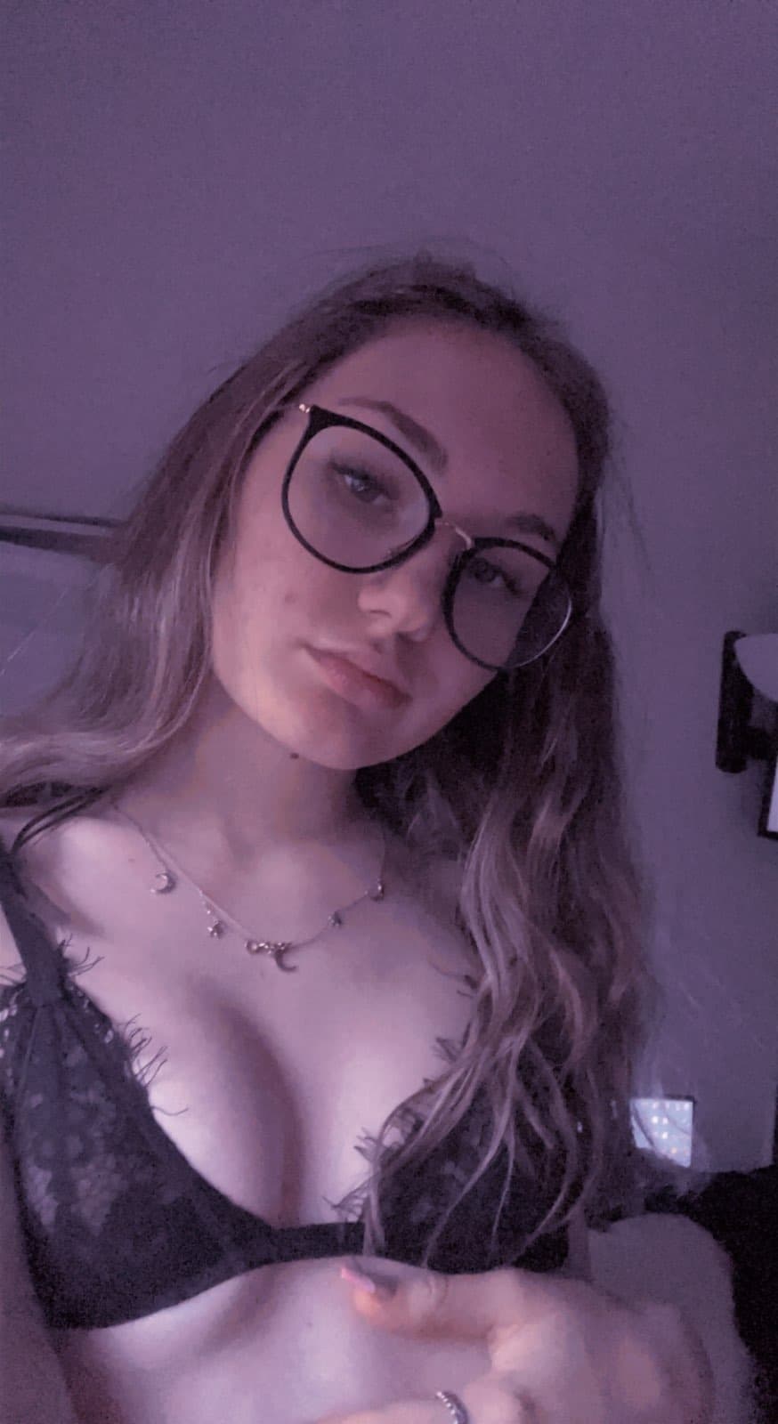 Hit me up for hookup services and massage independent escort in coventry uk