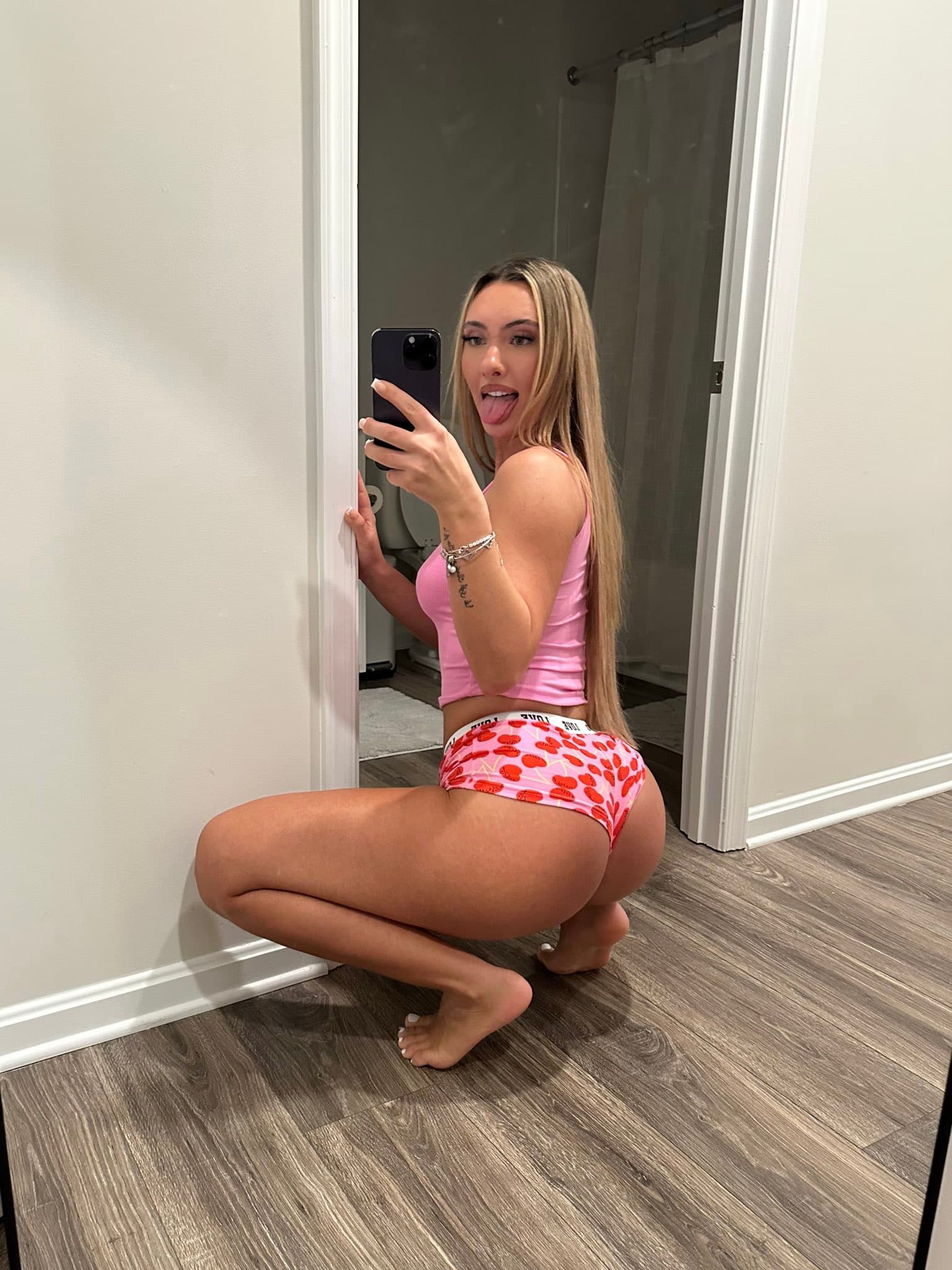 Georgina – 25yo Reading Dirty Cock-Draining Escort Slut independent escort in reading uk