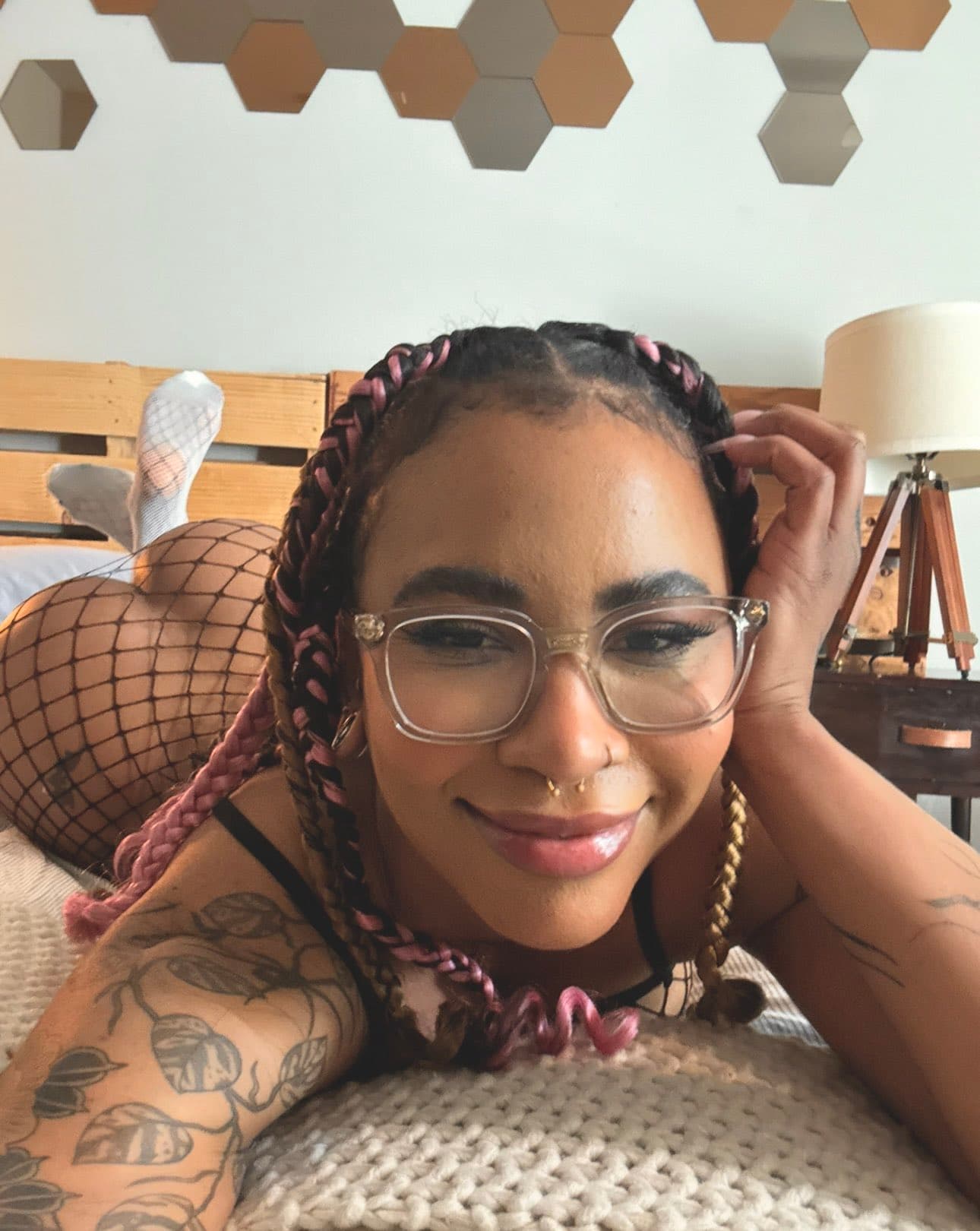 Hey hit me up for hookup and body massage service independent escort in birmingham uk