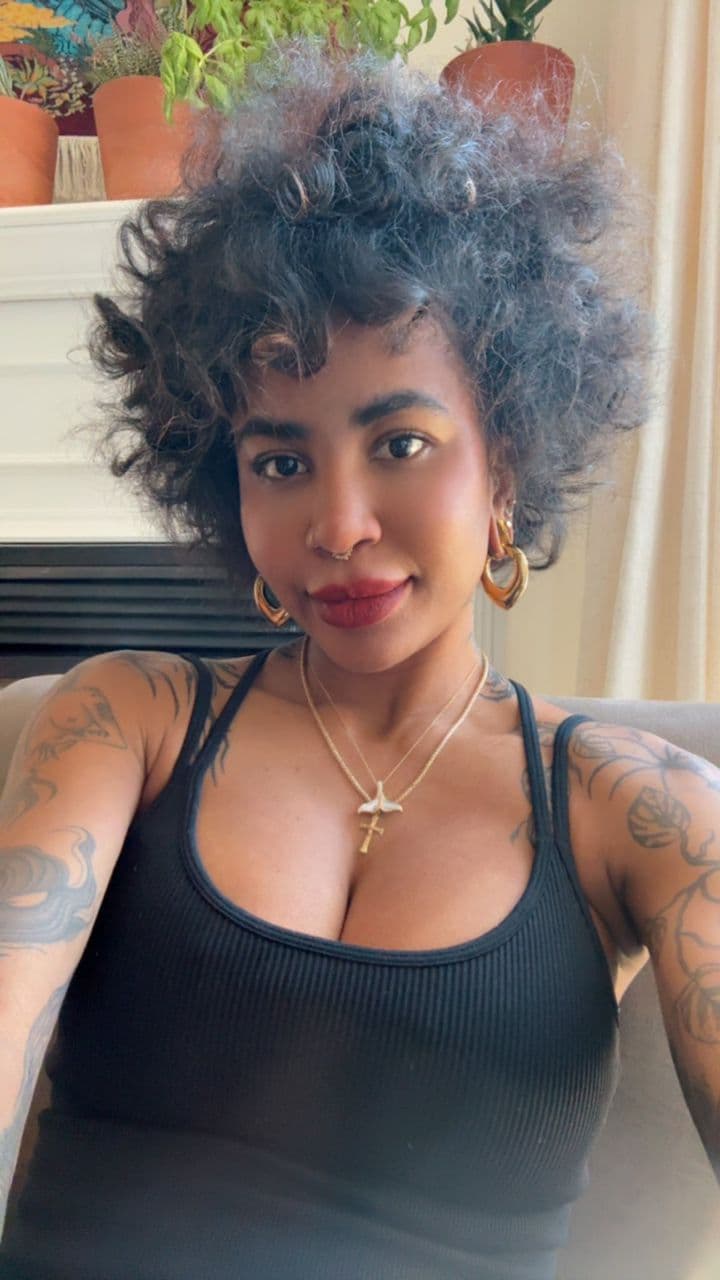 Hey hit me up for hookup and body massage service independent escort in herne-bay uk