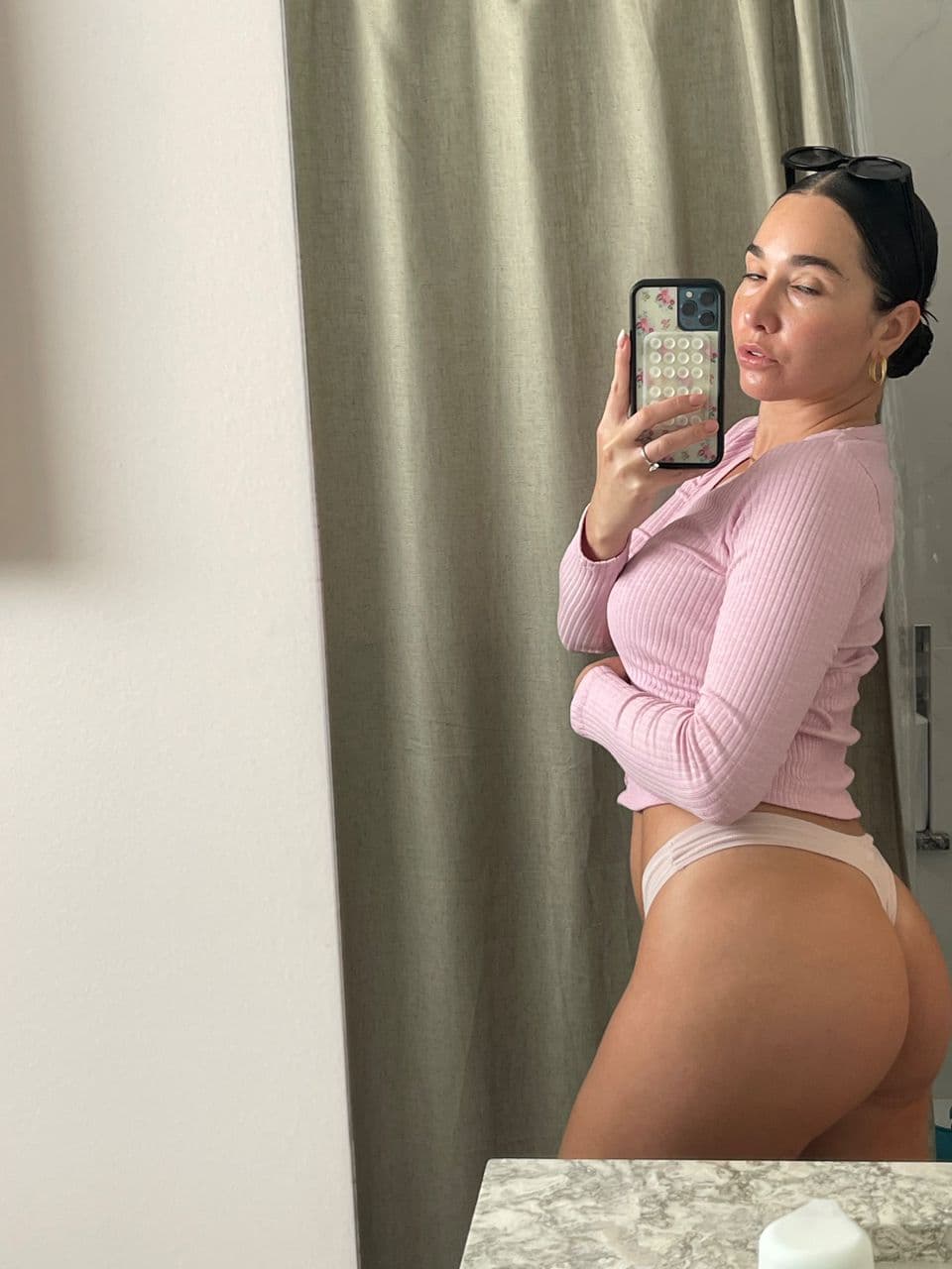 Discreet. Professional. Unforgettable independent escort in stockport uk