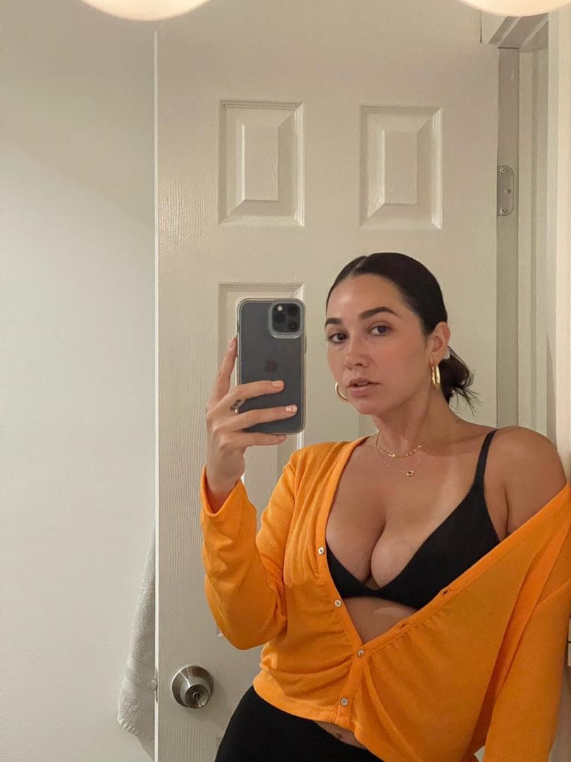 Discreet. Professional. Unforgettable independent escort in wolverhampton uk