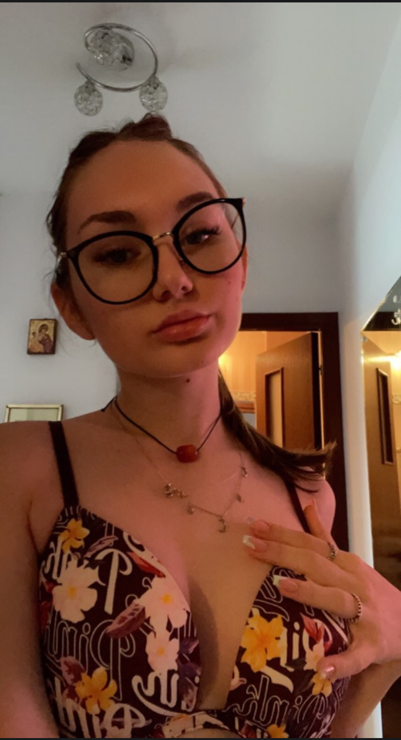 Namcy independent escort in chatham uk