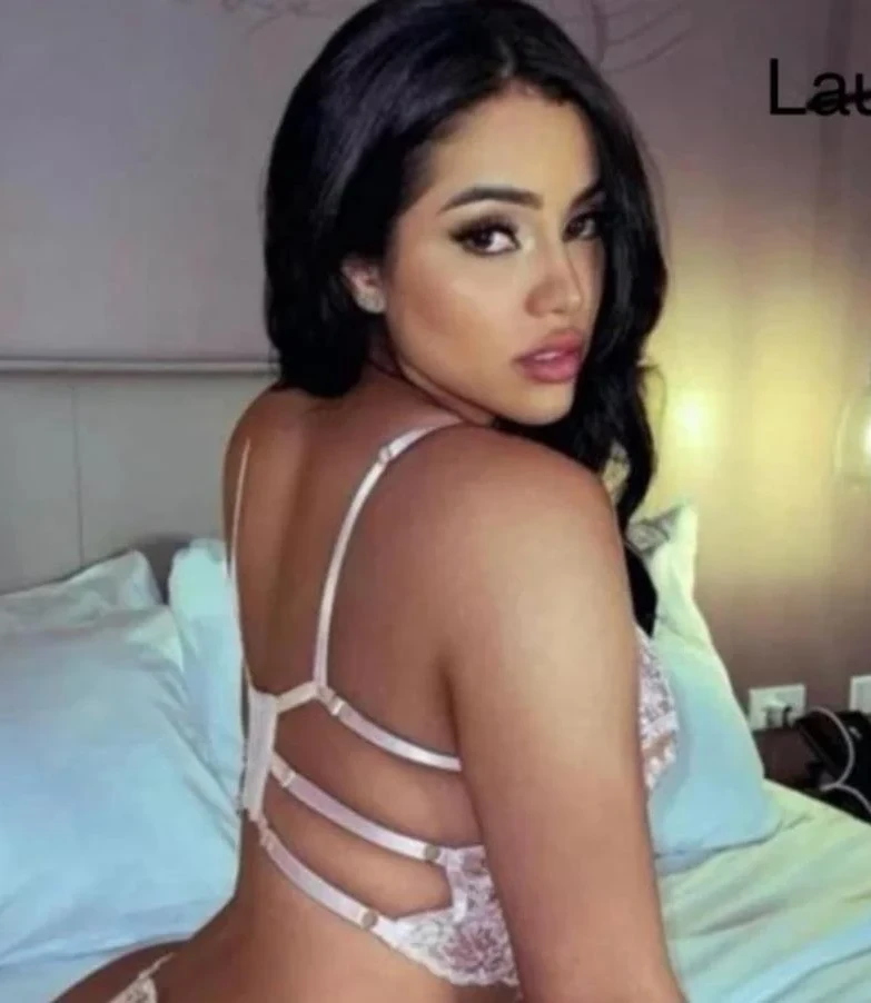DIAMONDS 💎 MODELS TOP QUALITY ESCORTS&MASSAGE OUTCALL - Slough escort - Seductive Seekers