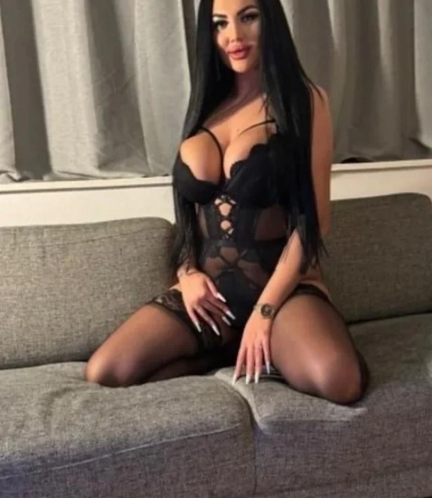 New party girl 24 7 open OUTCALL ONLY - Basildon escort - Seductive Seekers