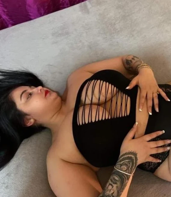 HI I AM Irina BEST SERVICE NO RUSH PARTY GRIL - Coventry escort - Seductive Seekers