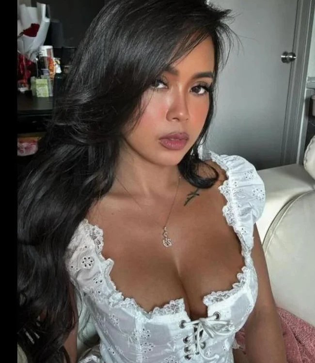DINA 158cm ASIAN PETITE-FILIPINA 💘 🍇🍓🍉 - Croydon escort - Seductive Seekers