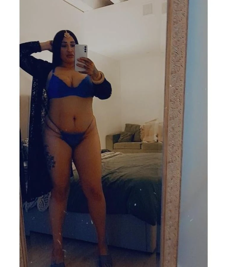 Mevish Mixed Race English Beauty 😈 - Harlow Wood escort - Seductive Seekers