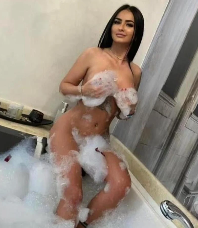 Julia 💣OUTCALL INCALL GFE🍭VIDEO CALL-in&out - Inverness escort - Seductive Seekers
