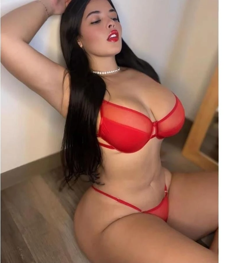 “new” sexy camila 🍑🔥 very hot 🥵 realpictures - Taunton escort - Seductive Seekers